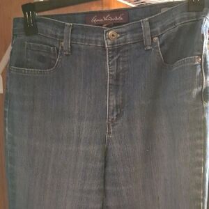 Gloria Vanderbilt Classic Blue Straight Leg Jeans